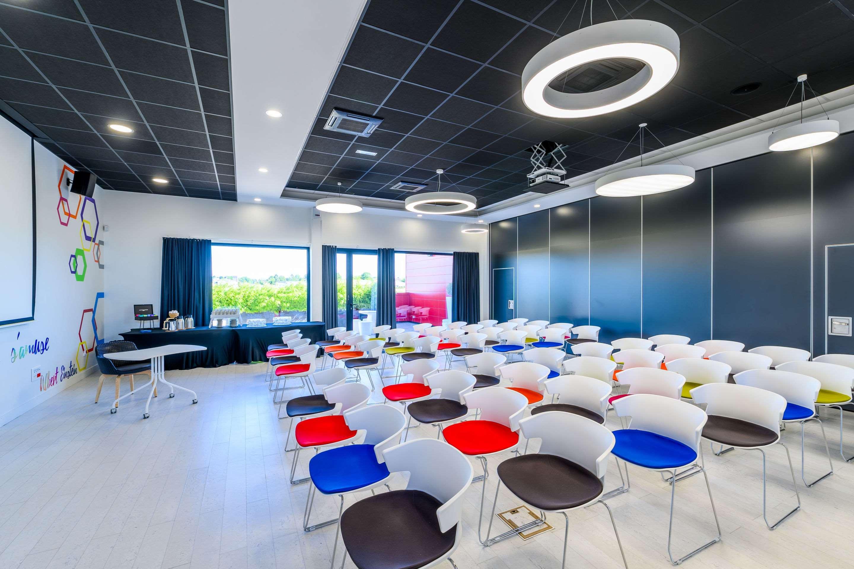 Kyriad Prestige Amiens Poulainville - Hotel And Spa Luaran gambar